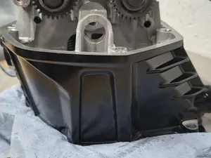 BMW R1250GS Right Cylinder Head + Cams + Valves R1250GSA R1250R R1250RS R1250RT