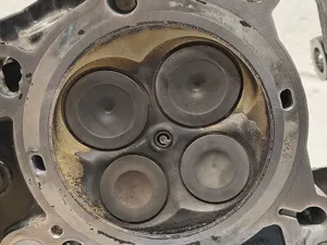 BMW R1250GS Right Cylinder Head + Cams + Valves R1250GSA R1250R R1250RS R1250RT