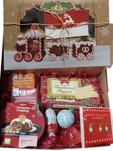 NEW Christmas Gift Hamper Dressing Kit Basket Craft Present DIY Friends Parents