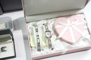 Ladies Quartz Wristwatch UNTESTED Boxed Strada or Limit Pre-owned