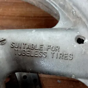 Yamaha XJ900 Diversion Motorcycle Rear Wheel 17xMT4.00 Brake Disc & Tyre