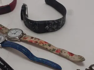 30 Mixed Watches Job Lot - Ladies Gents Quartz Digital Vintage Spares/Repair