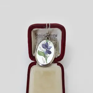 Vintage K&L 925 Sterling Silver Iris Flower Locket Necklace 1975 Pre-Owned Good