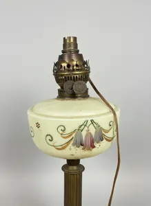 Victorian Antique Art Deco Uranium Glass Oil Lamp Untested Electrics No Shade