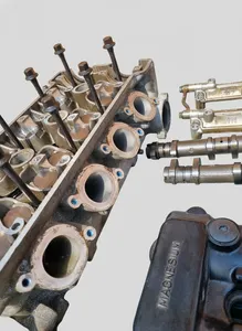 Suzuki GSXR 600 SRAD 1999 Cylinder Head, Cams, Valves, Cover, Bolts Used