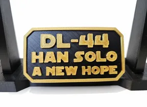 Star Wars Han Solo DL-44 Blaster 1:1 Replica with Stand & Data Plaque