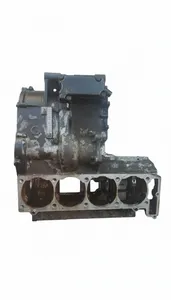 Kawasaki GPZ1100 ZZR Engine Crankcases ZXT10CE Lower Block Assembly Used