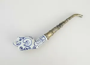 Used Elephant Vintage Style Smoking Pipe Blue & White Ceramic Clay Collectable
