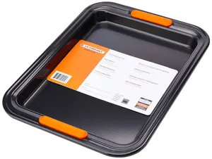 Le Creuset Non-Stick Carbon Steel Small Rectangular Baking Tray Matte Black