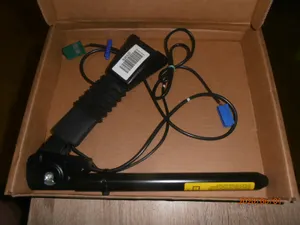 BNIB VAUXHALL CORSA C or TIGRA B O/S FRONT SEAT BELT TENSIONER - GM 9201088