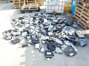 JOB LOT ~241 VARIOUS UNTESTED ENGINE ECU MODULES - FORD BMW AUDI VAUXHALL